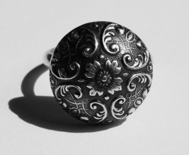 Something Old Something by Jana Svabova Jedeco jewellery