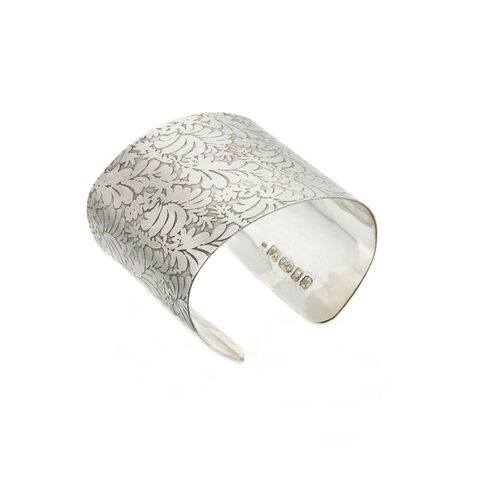 Photo,etched,Sterling,Silver,Cuff,Bracelet,with,floral,pattern,by,Catherine,Marche,silver cuff, bracelet, engraved, catherine marche, statement jewellery