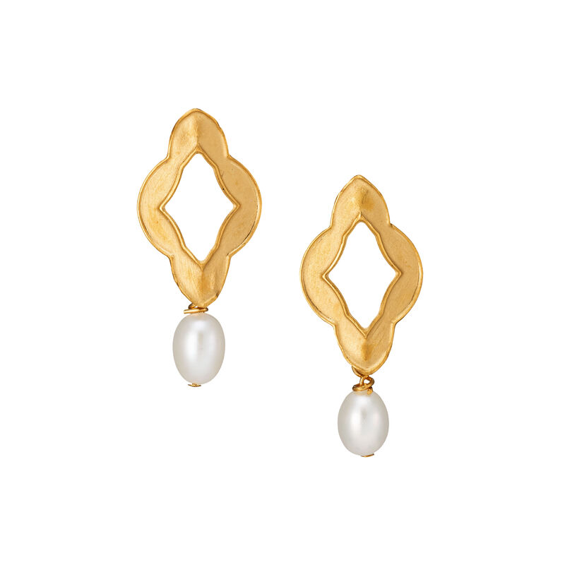 Diamond-shaped earrings with pearls by Shirani Fernando - product images
