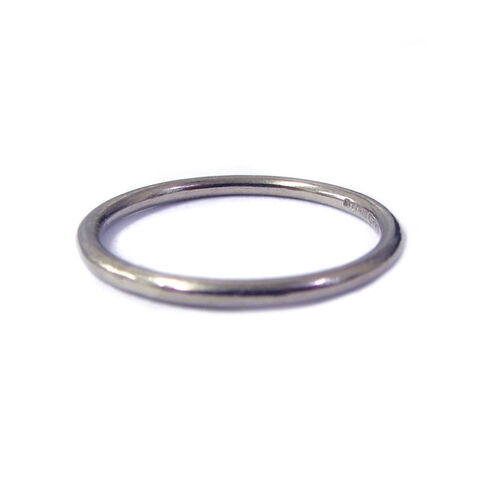 18ct,18K,solid,white,gold,ring,by,Catherine,Marche,white gold ring. catherine marche jewellery,jedeco jewellery,simple gold band,minimalist jewelry, small ring for men,london jewellers, solid gold ring