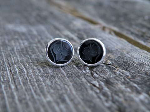 Vintage,Onyx,Intaglio,Post,Earrings,vintage onyx intaglio earrings, onyx intaglio, intaglio, sterling silver, post earrings, onyx post earrings, onyx intaglio post earrings