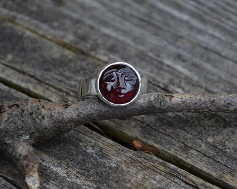 Garnet,Man,in,the,Moon,Ring,garnet ring, garnet,garnet man in the moon ring, garnet man in the moon, carved garnet ring, handmade garnet ring, bezel set garnet ring, red gemstone ring, red gemstone, red, gemstone ring, sterling silver