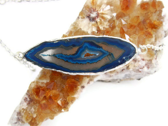 Horizontal Blue and White Agate Slab Necklace - product image  