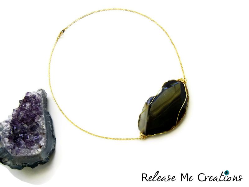 Black Agate Gold Wire Caged Gemstone Necklace - product image  