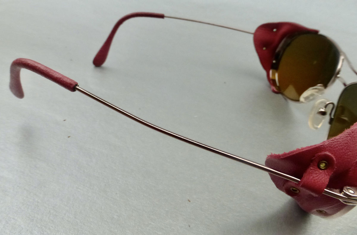 Burberry Pink Leather Aviator Sunglasses Sun / Wind / Side Shield Brown Lens SAFILO Shades Rose Gold Tone Metal Skull Temples Spatula Tips Rim Glasses Eyewear Windguard Winged Eyeglasses Frame Eyewear Italian Designer Punk Steampunk Sporty Villa Collezion - product images  of 