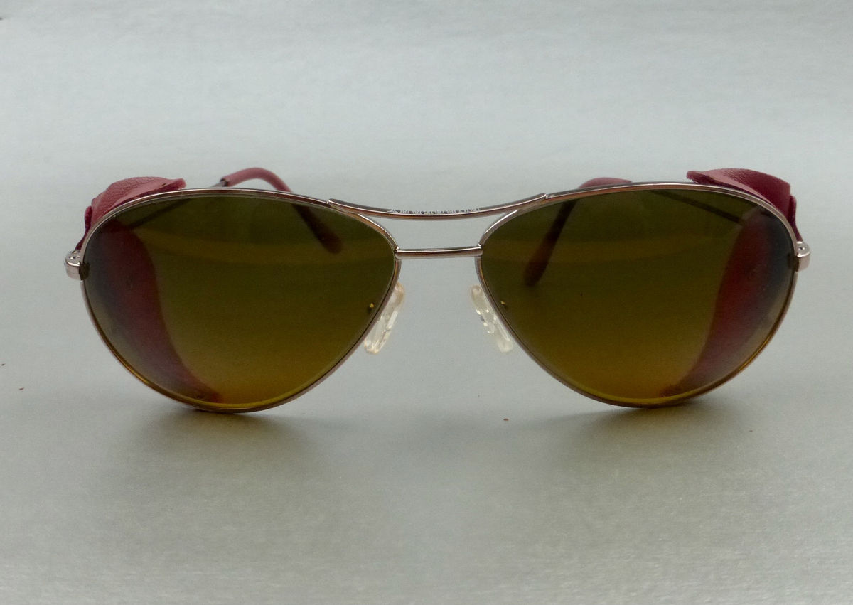 Burberry Pink Leather Aviator Sunglasses Sun / Wind / Side Shield Brown Lens SAFILO Shades Rose Gold Tone Metal Skull Temples Spatula Tips Rim Glasses Eyewear Windguard Winged Eyeglasses Frame Eyewear Italian Designer Punk Steampunk Sporty Villa Collezion - product images  of 