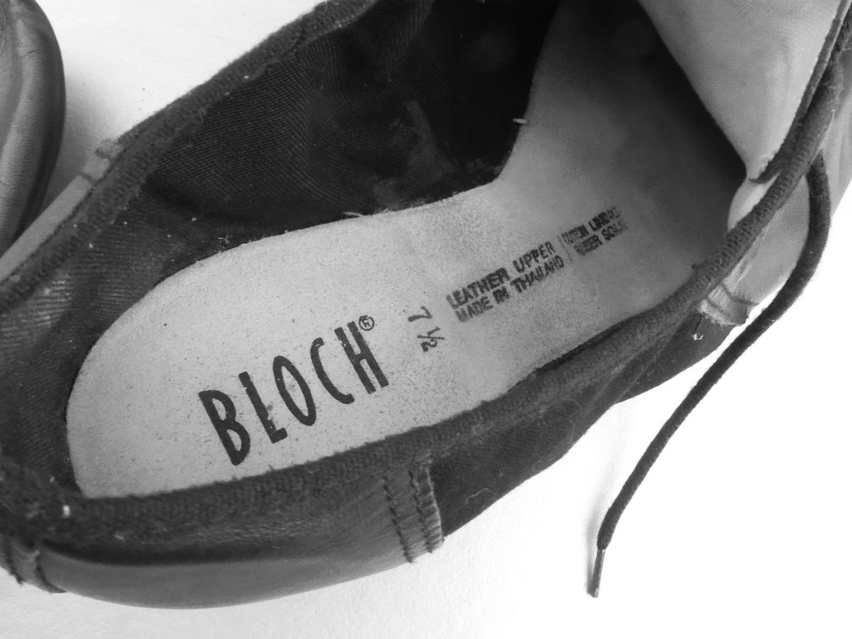 Adult BLOCH Dance Jazz Soft Shoes Black Leather Ladies Lace Up Flexible Split Sole Womens Size 7.5 S0405L Preowned Genuine JazzSoft Villacollezione Villa Collezione - product images  of 