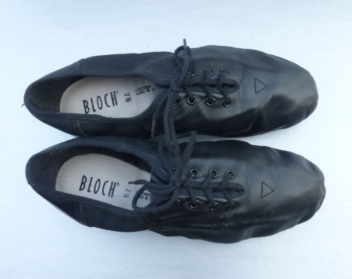 Adult BLOCH Dance Jazz Soft Shoes Black Leather Ladies Lace Up Flexible Split Sole Womens Size 7.5 S0405L Preowned Genuine JazzSoft Villacollezione Villa Collezione - product images  of 