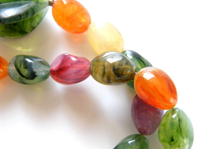 Vintage Fashion Choker Necklace Colorful Oranges, Green Marbled Plastic Beads - product images  of 