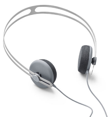 AIAIAI,-,Tracks,II,(micro),Grey,Aiaiai, Tracks, Casques audio, Headphones, Fool's gold, Warp, Kitsuné, Arkitip, DFA, Ghostly, Capital, Pipes, Headset, Micro, Design, Danois, Packaging, Walkman, Icon, On hear