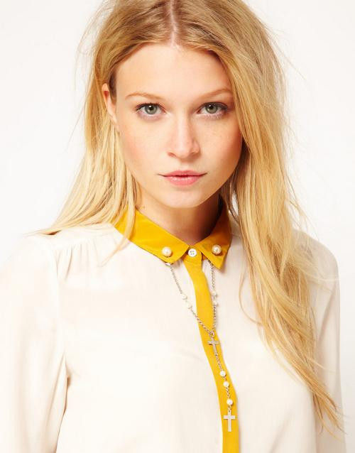 CROSS AND PEARL COLLAR TIP NECKLACE - product image  