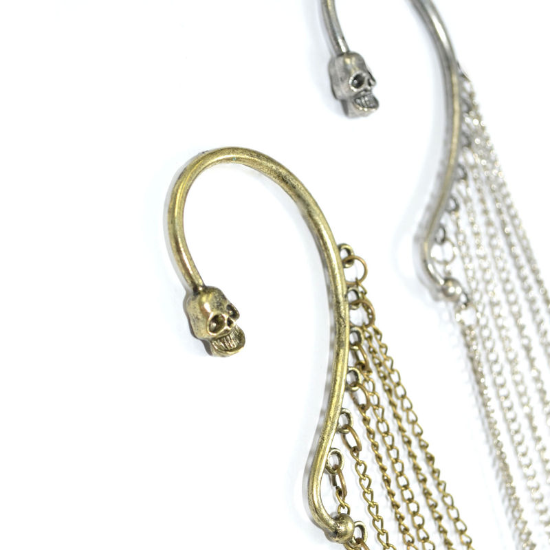 CHAIN AND SKULL CHARMS EAR CUFF - product image  