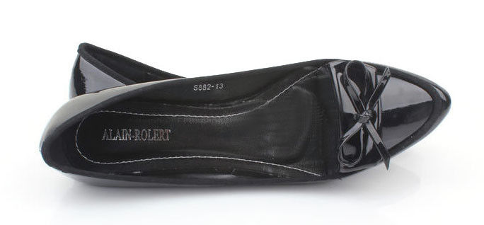 BLACK BOW WITH SYNTHETIC FLATS - product image  