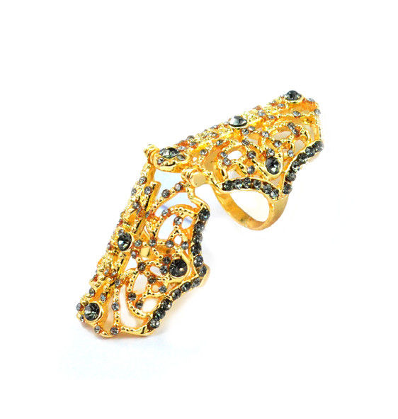 HOLLOW PATTERN WITH DARK CRYSTALS MOVABLE KNUCKLE RING - product image  