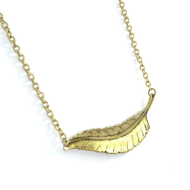 GOLDEN LEAF NECKLACE - product image  