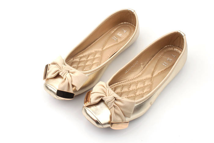 GOLDEN BOW BALLET STYLE FLATS - product image  
