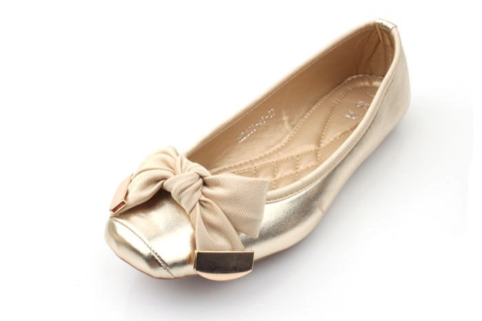 GOLDEN BOW BALLET STYLE FLATS - product image  