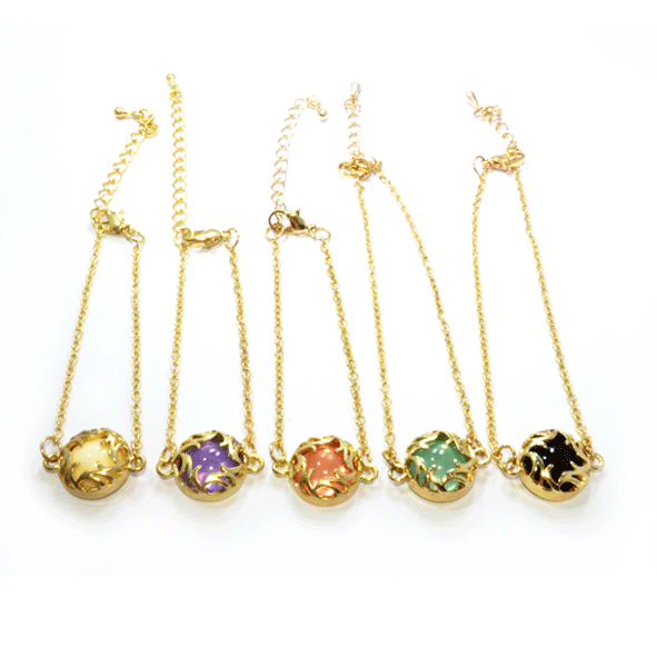 GOLD TONE CHAIN WITH CRYSTAL BRACELET - product image  