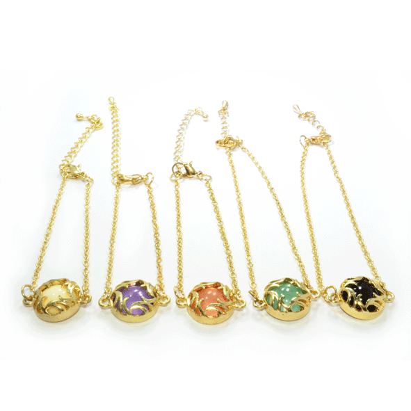 GOLD TONE CHAIN WITH CRYSTAL BRACELET - product image  