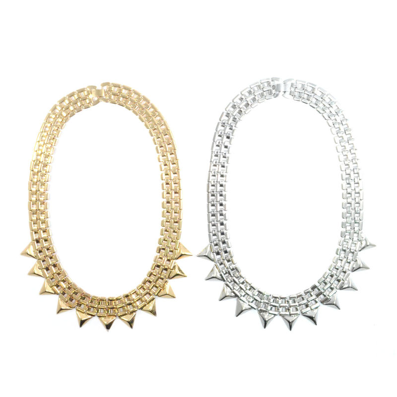 EXAGGERATED TRIANGLE PYRAMID CHAIN PENDANT NECKLACE - product image  