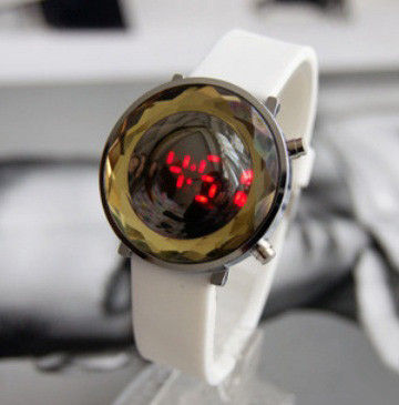 DIGITAL BUBBLE WATCH- WHITE - product image  