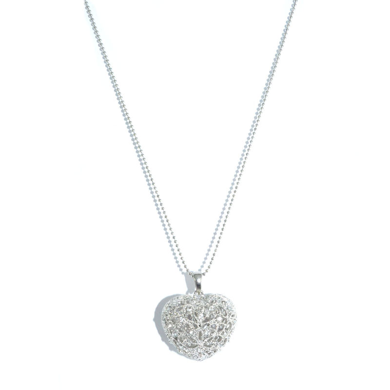 CRYSTAL HOLLOW FLOWER PATTERN HEART PENDANT NECKLACE - product image  
