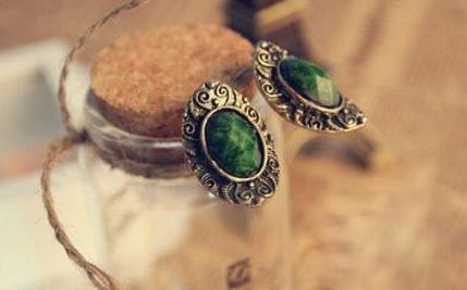 SEMI PRECIOUS EARRINGS - product image  