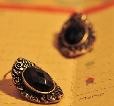 SEMI PRECIOUS EARRINGS - product image  