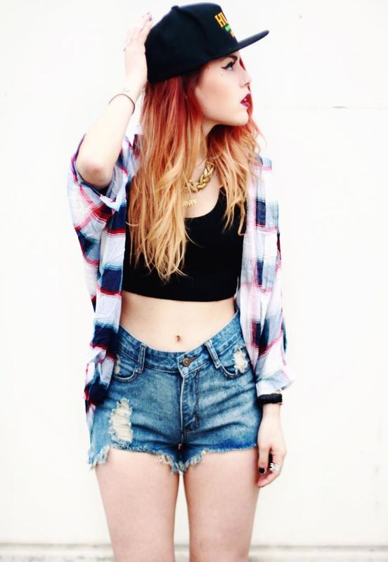 RIP AND FRAYED DENIM SHORTS - product image  