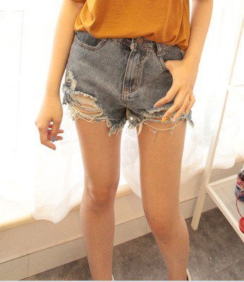 RIP AND FRAYED DENIM SHORTS - product image  