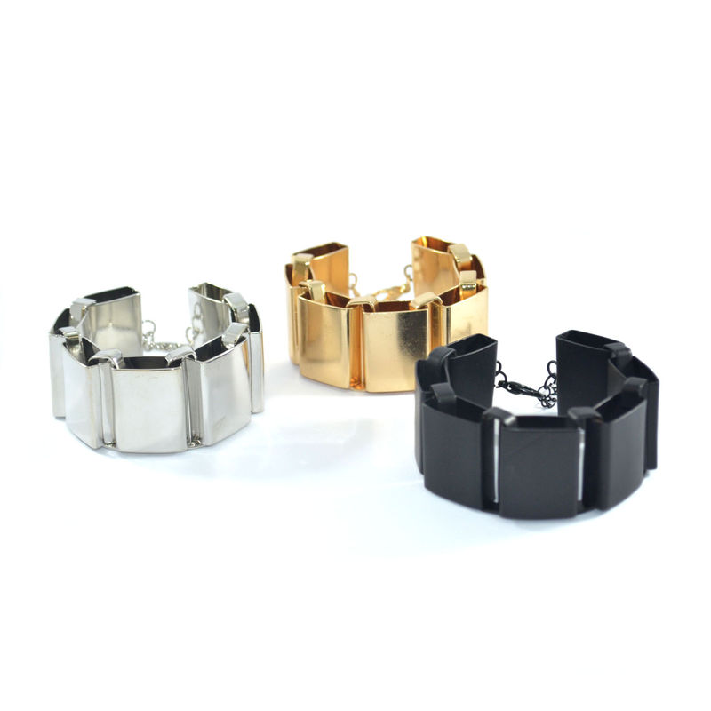 RECTANGULAR CHAIN LINK BRACELET - product image  