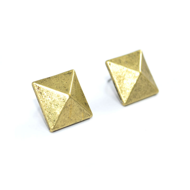 PYRAMID EAR STUD - product image  
