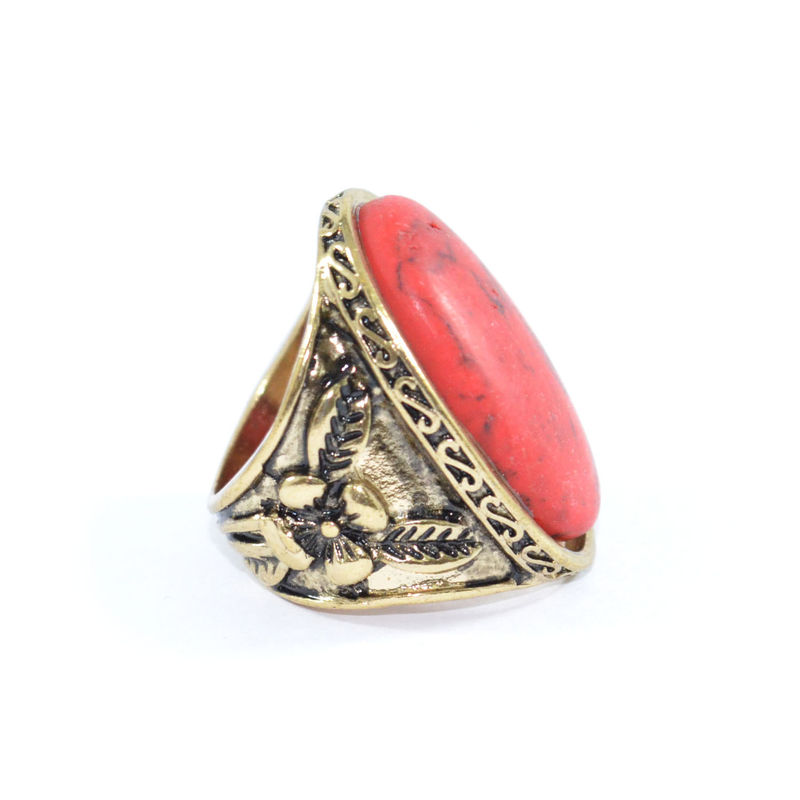 PATTERN EDGE WITH OVAL STONE RING - product image  