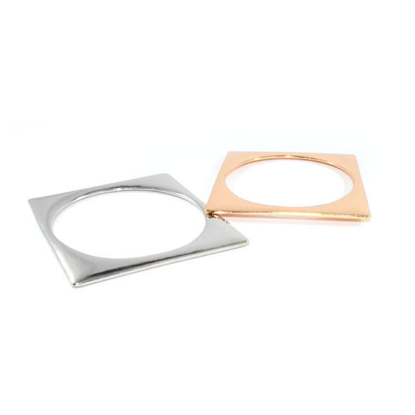 MINIMAL EDGE BANGLE - product image  
