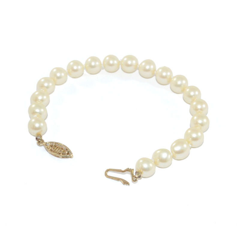 MILKY WHITE PEARL BRACELET - product image  