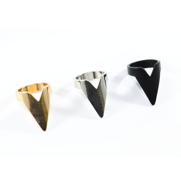 METAL ARROW RING - product image  