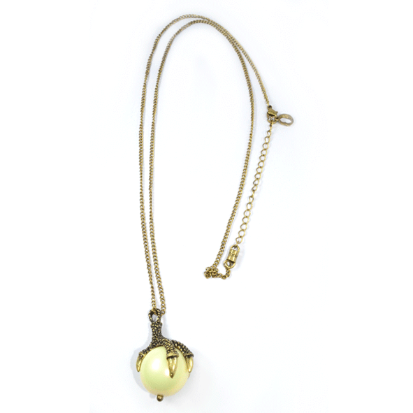 VINTAGE TONE CLAW WITH PEARL NECKLACE - product image  