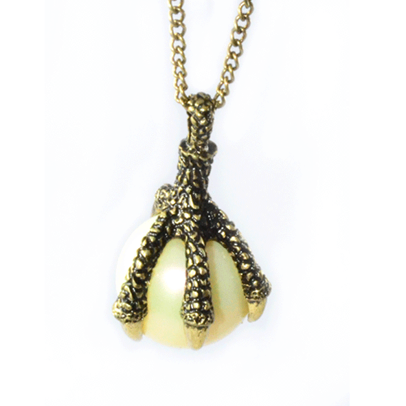 VINTAGE TONE CLAW WITH PEARL NECKLACE - product image  
