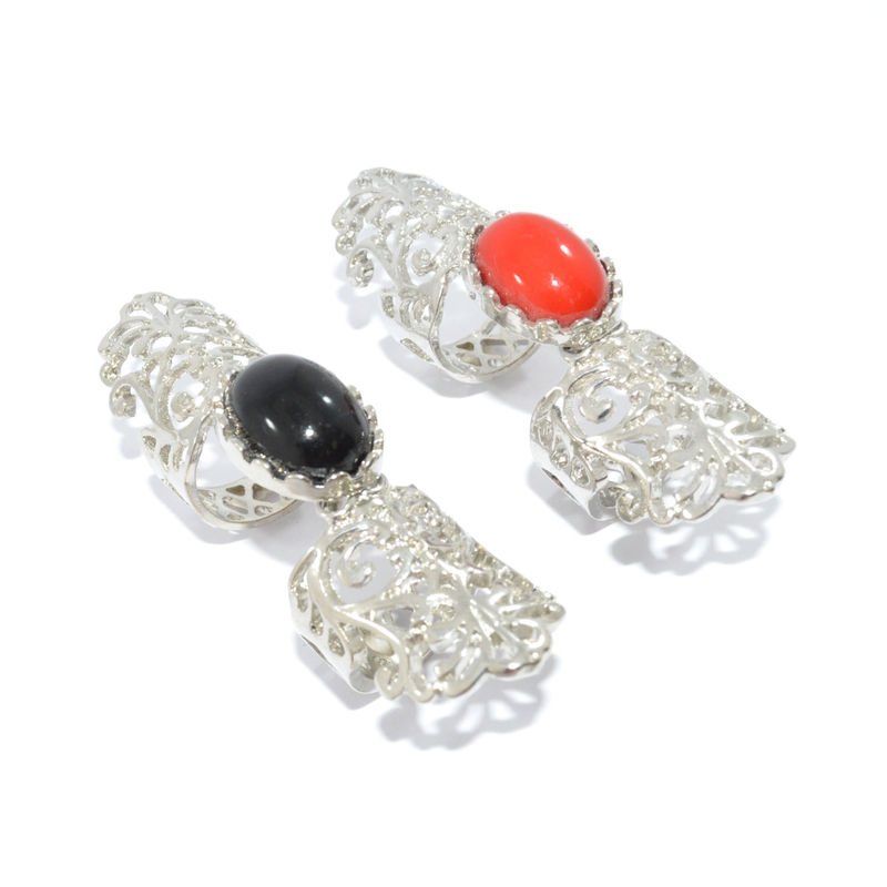 VINTAGE STYLE HOLLOW PATTERN WITH GEM MOVABLE KNUCKLE RING - product image  