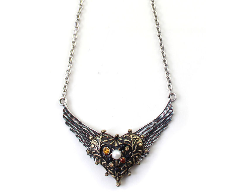 VINTAGE HEART WITH WING NECKLACE - product image  