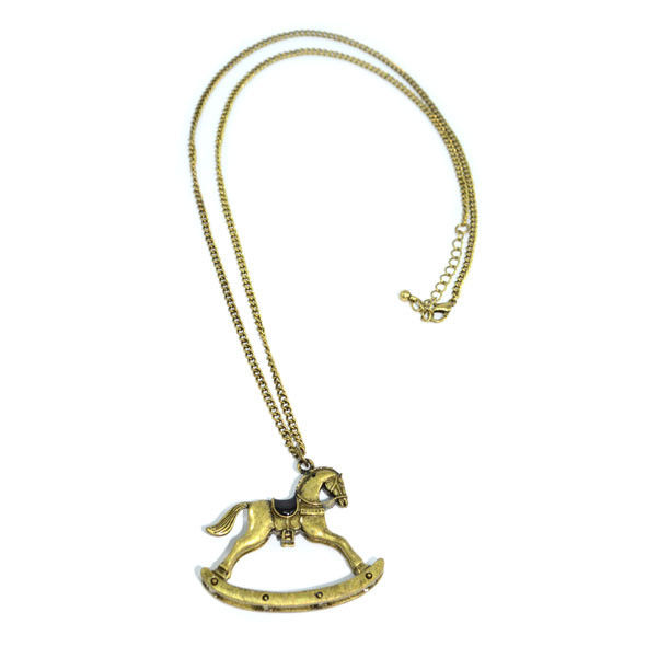 VINTAGE GOLD TROJAN NECKLACE - product image  