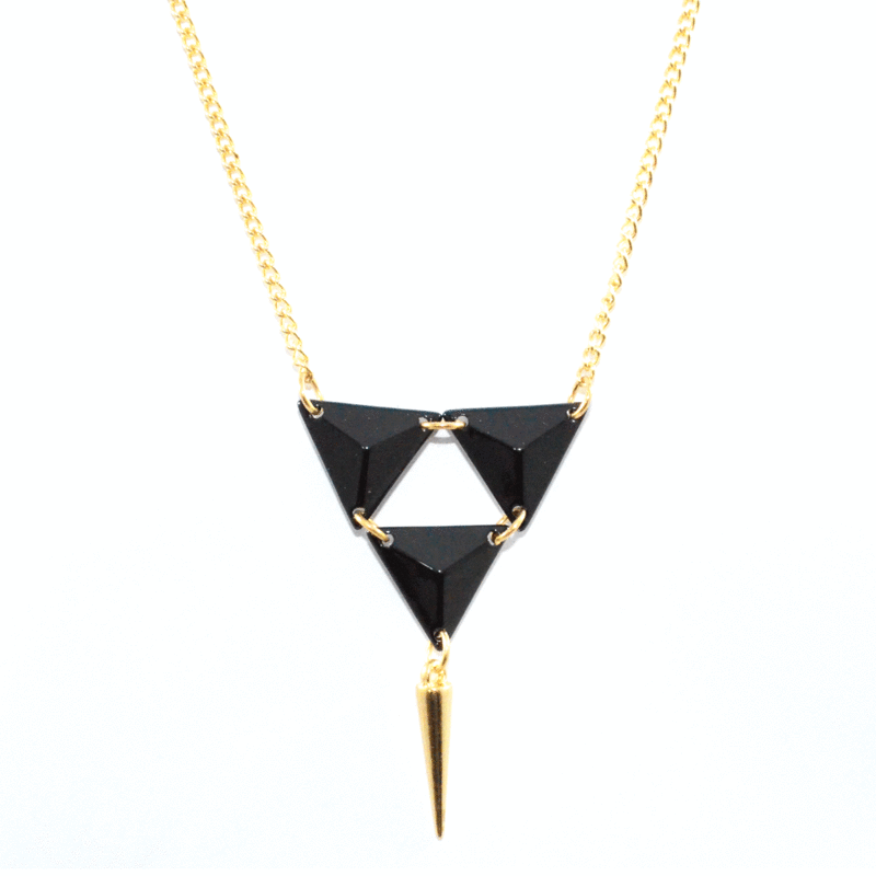 TRIPLE PYRAMID SPIKE NECKLACE - product image  