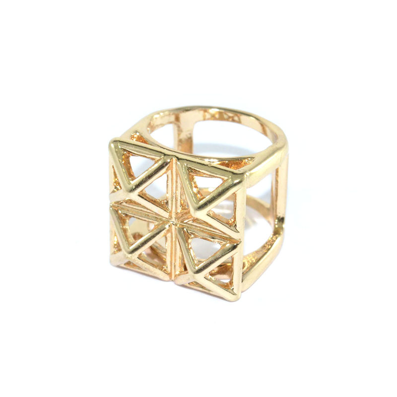 TRIANGLE CUBE RING - product image  