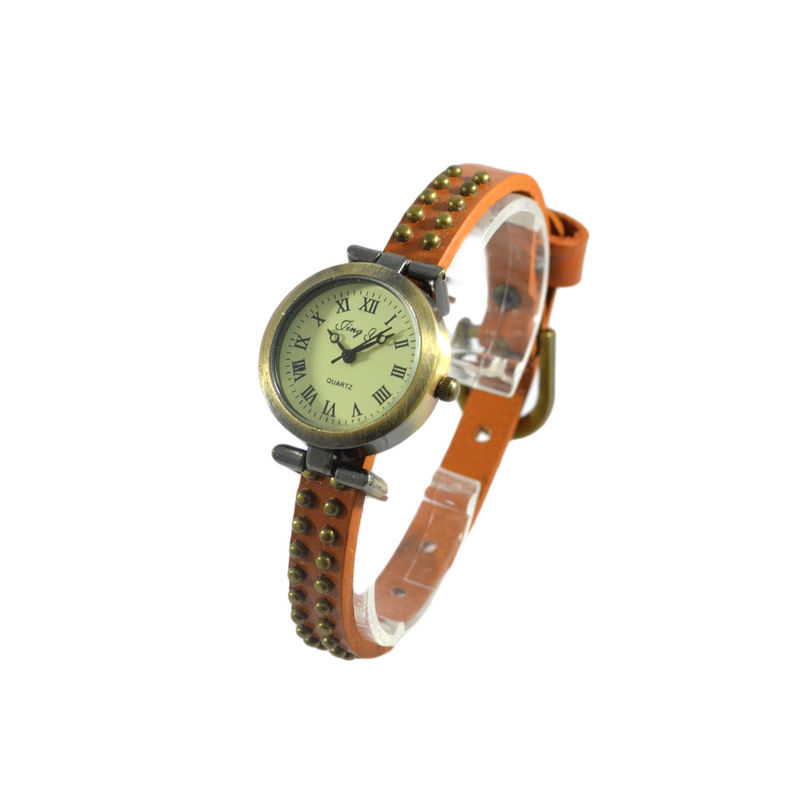 STUDDED VINTAGE WATCH - product image  