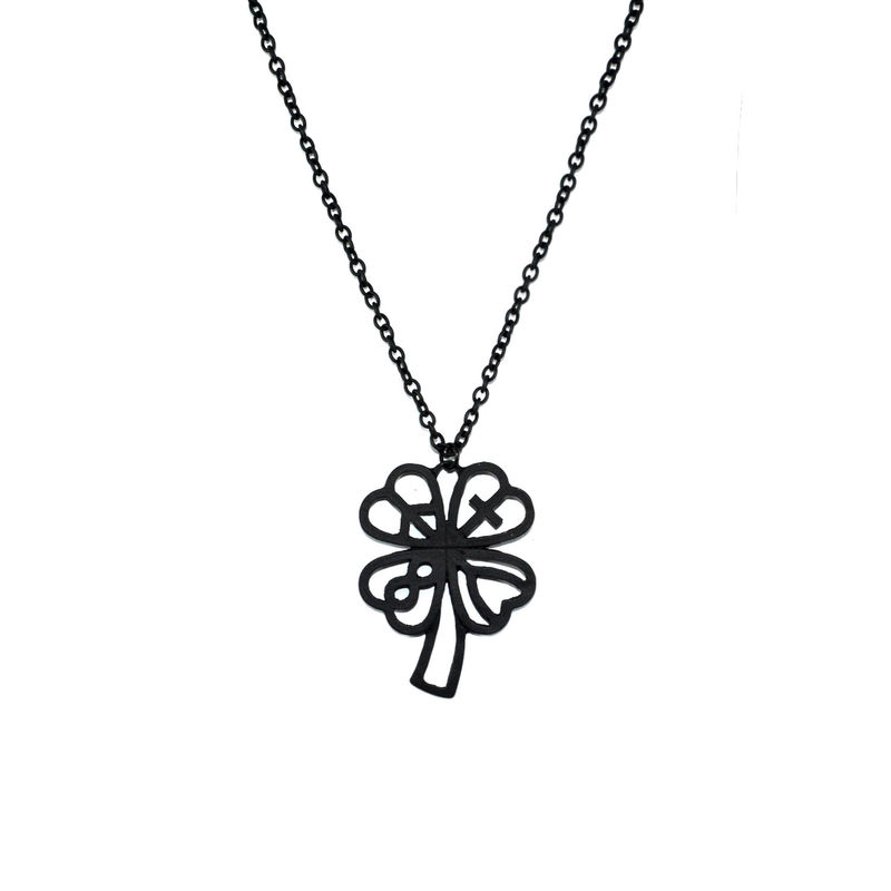 LUCKY LEAVES PENDANT NECKLACE - product image  