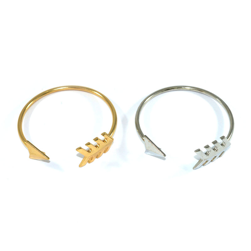 BENDED ARROW BANGLE - product image  