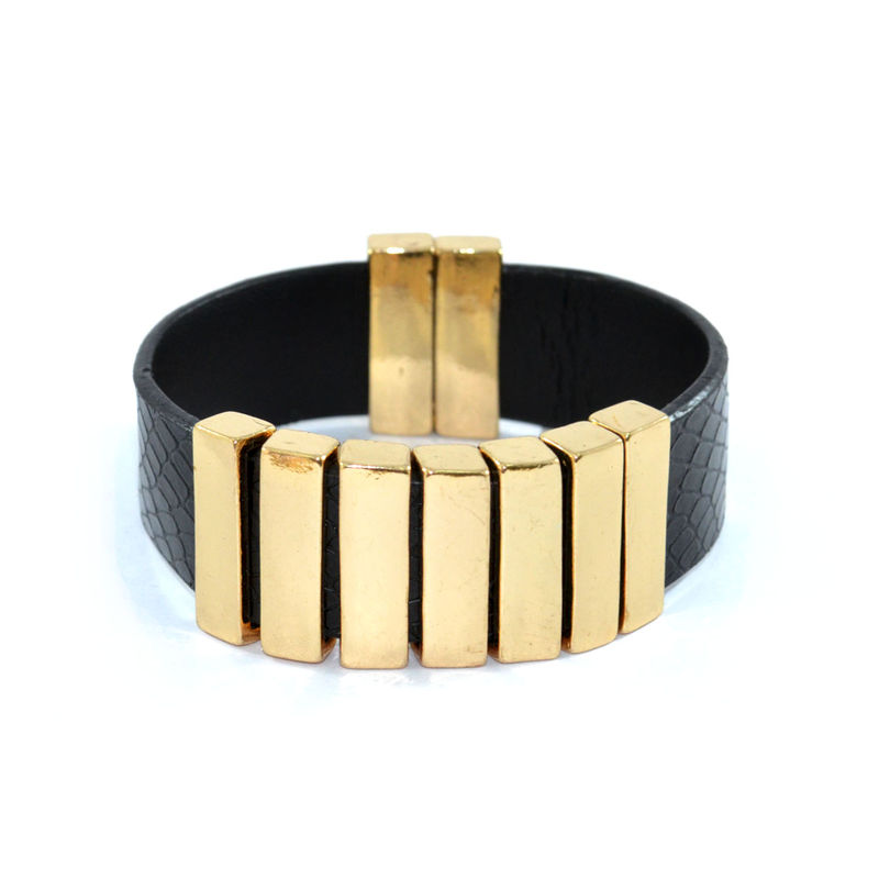 TUBE DECOR WITH SNAKE PATTERN MAGNETIC BRACELET - product image  