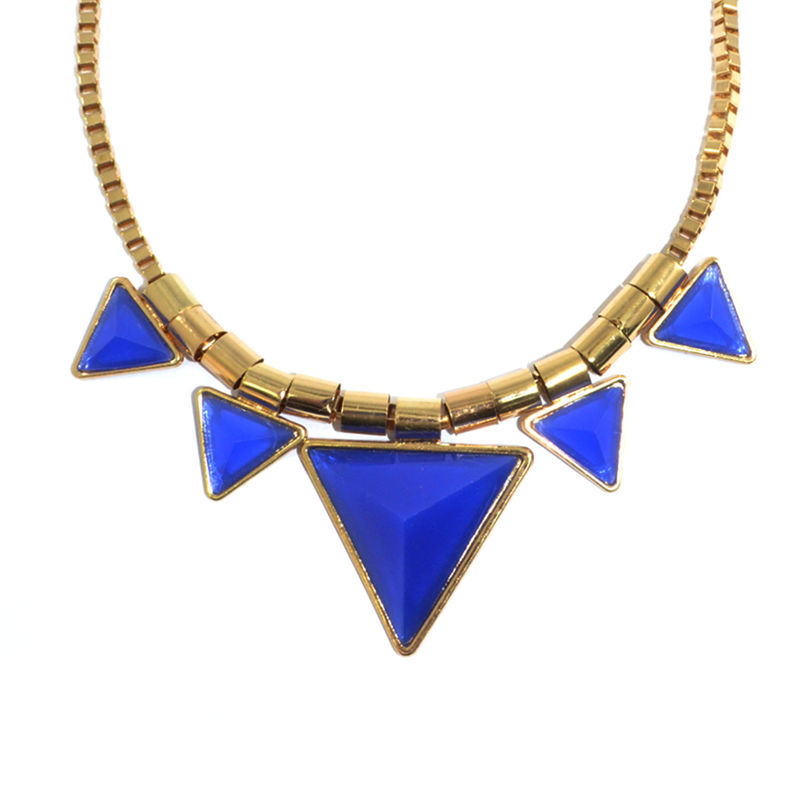 QUINTUPLE TRIANGLE PYRAMID STUD NECKLACE - product image  