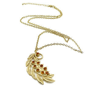 LEAF WITH CRYSTALS NECKLACE - product image  