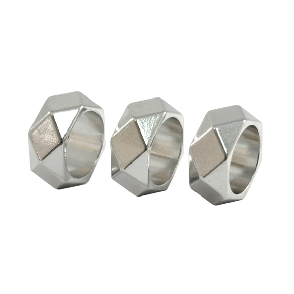 SILVER TONE PYRAMID STUD RING SET - product image  